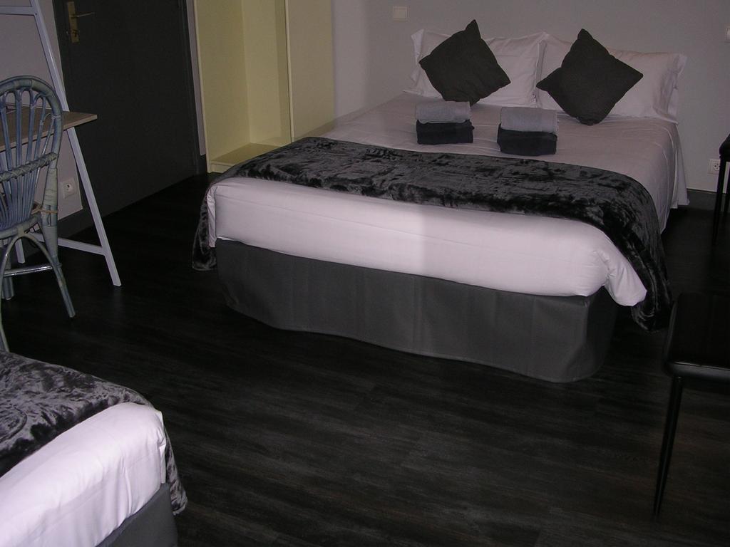 לימוז' Hotel Akena Hf מראה חיצוני תמונה