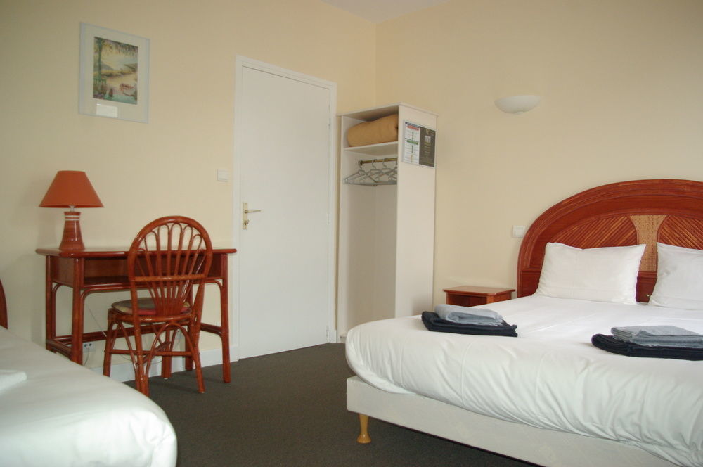 לימוז' Hotel Akena Hf מראה חיצוני תמונה