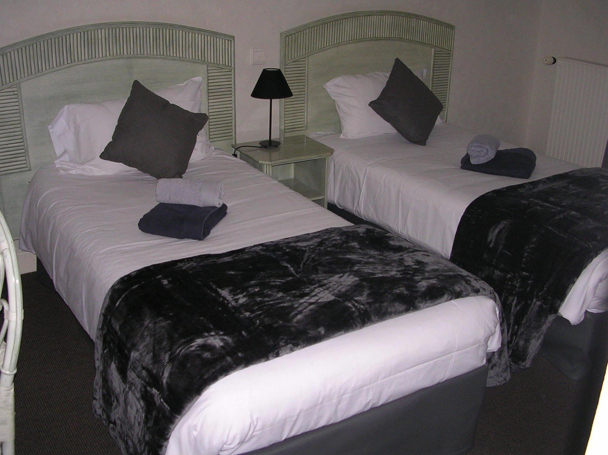 לימוז' Hotel Akena Hf מראה חיצוני תמונה